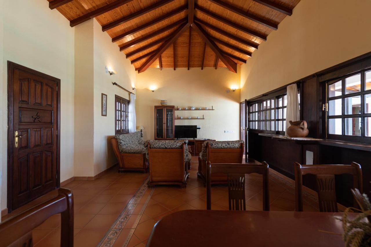 Homeforguest Villa Lobos Con Piscina Privada 칼레타데푸스테 외부 사진